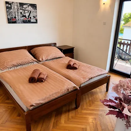 Vila Rogoznica فيلة روغوزنيكا